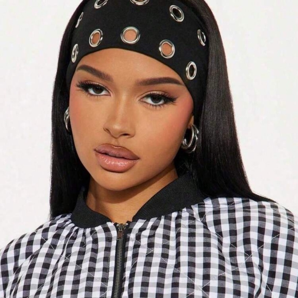 Stylish Black Headband with Silver Accents